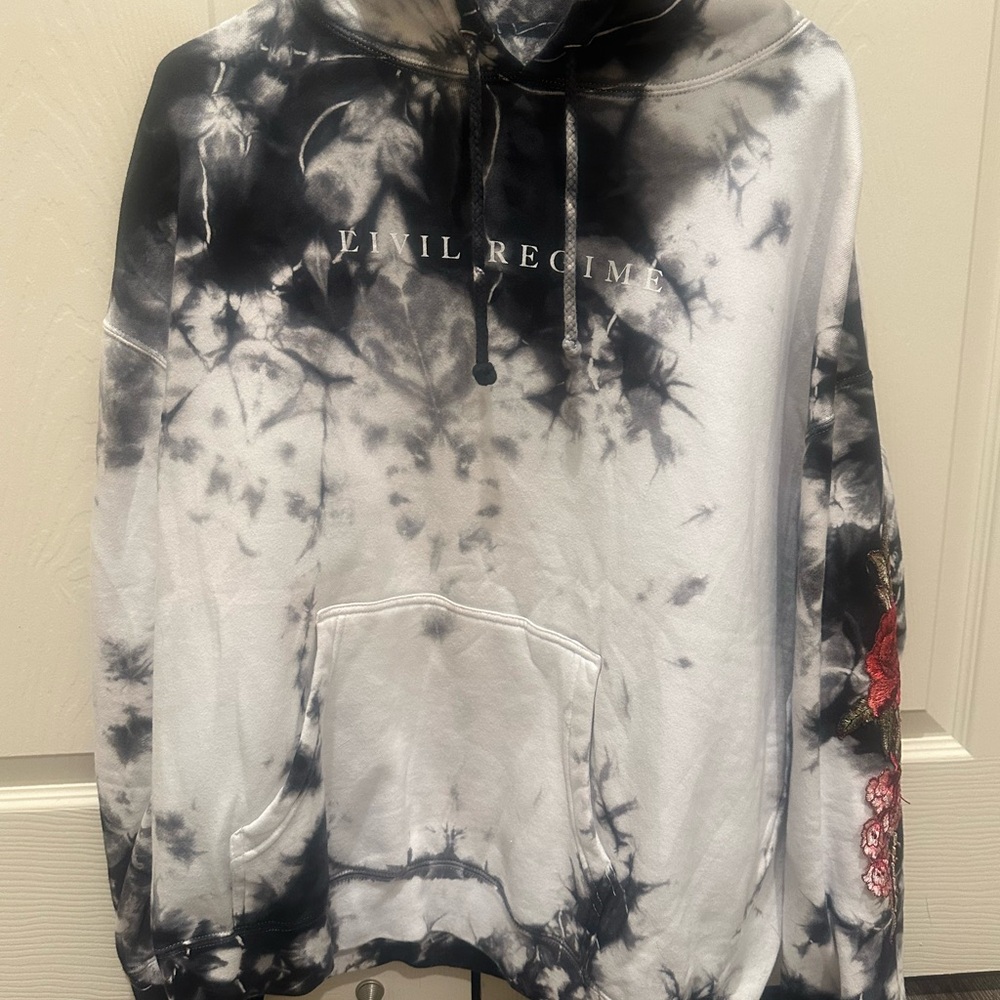 Civil Regime Men's Black and White Tie-Dye Hoodie